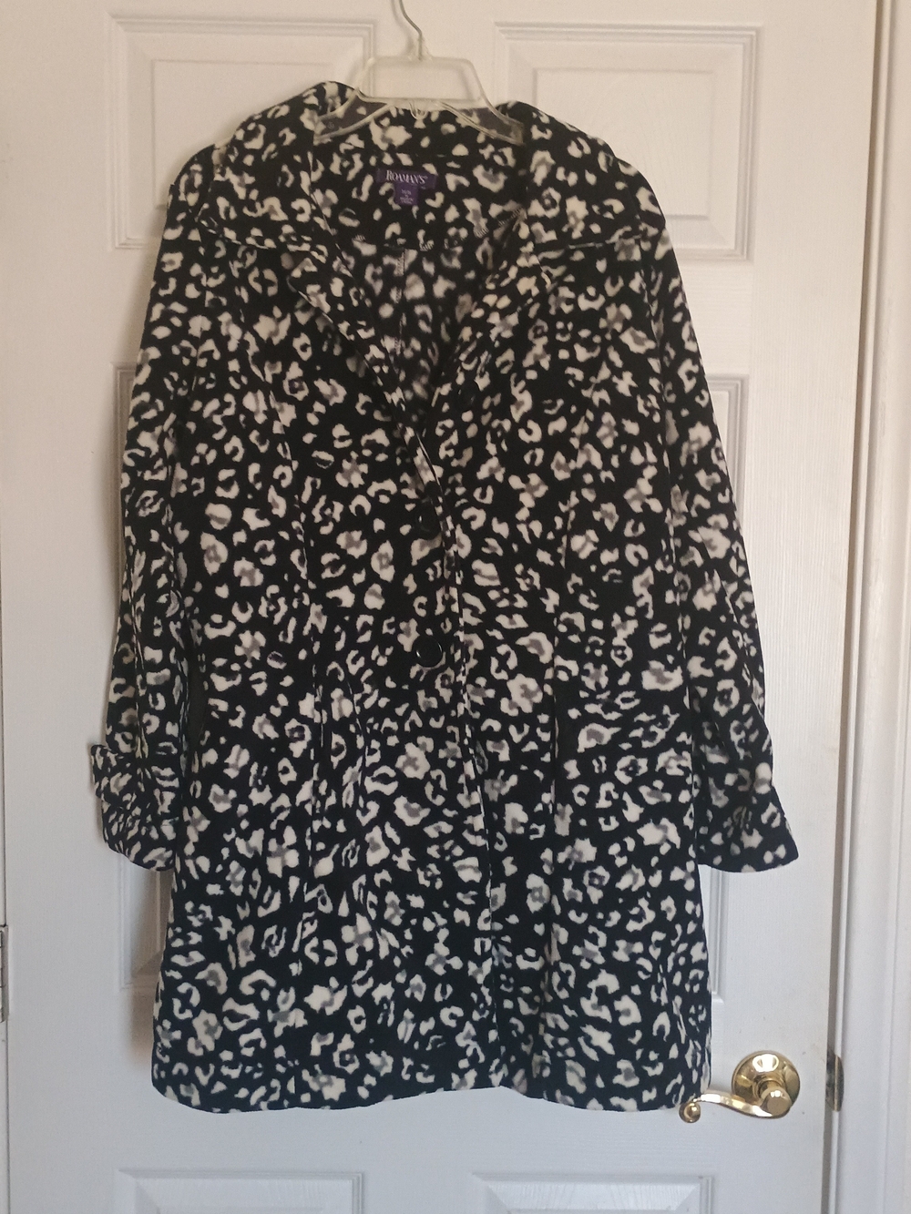 EUC Roman's Black & White Animal Print Coat Size M 14/16